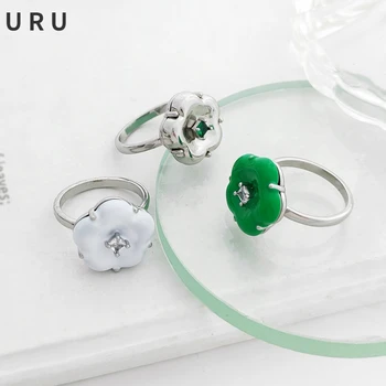 Retro Biżuteria Kwiatowy Pierścień Gorąca Sprzedaż Popularny Styl Wiosenny Trend Kolor Srebrny Biały Zielony Damskie Pierścienie Do Firmowe Prezenty