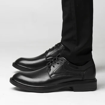 Typowe obuwie Męskie obuwie Buty Dla Mężczyzn w 2020 r. Nowe Codzienne Oddychające Modne Trampki Zapatos Hombre Cuero Męskie Gorąca Wyprzedaż Buty Męskie